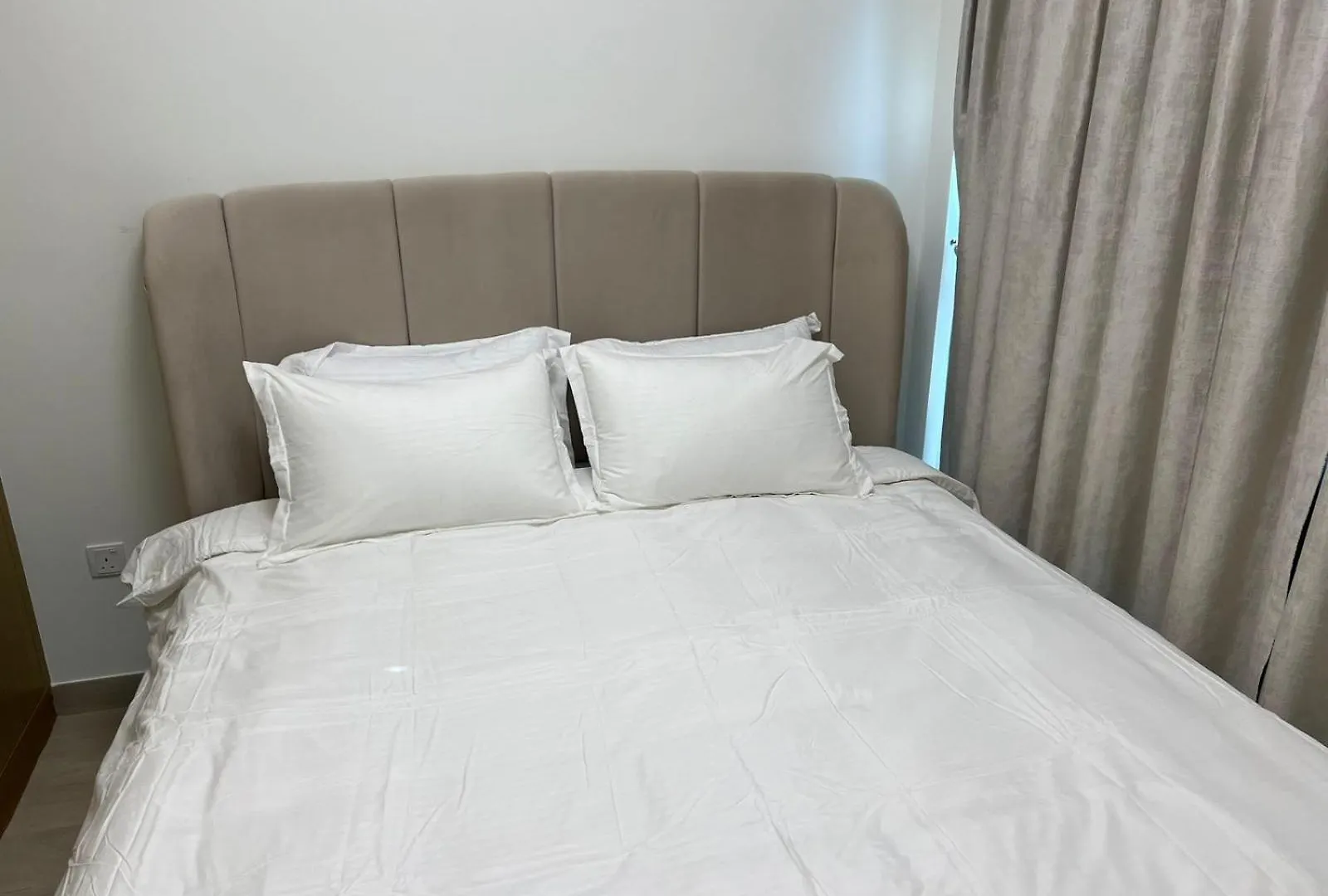 One Bedroom Apartment Close To Airport & Dubai Mall United Arab Emirates